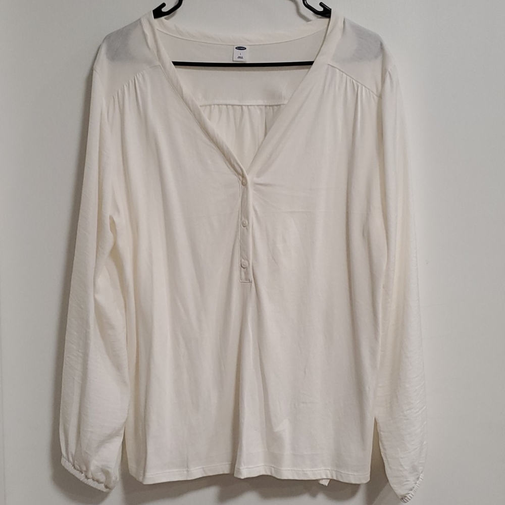 Old Navy long sleeve tshirt size L